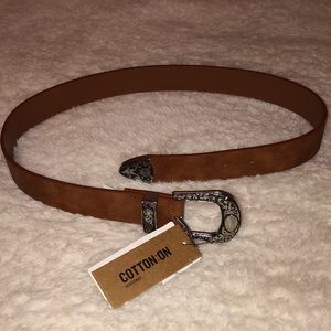 Women’s belt